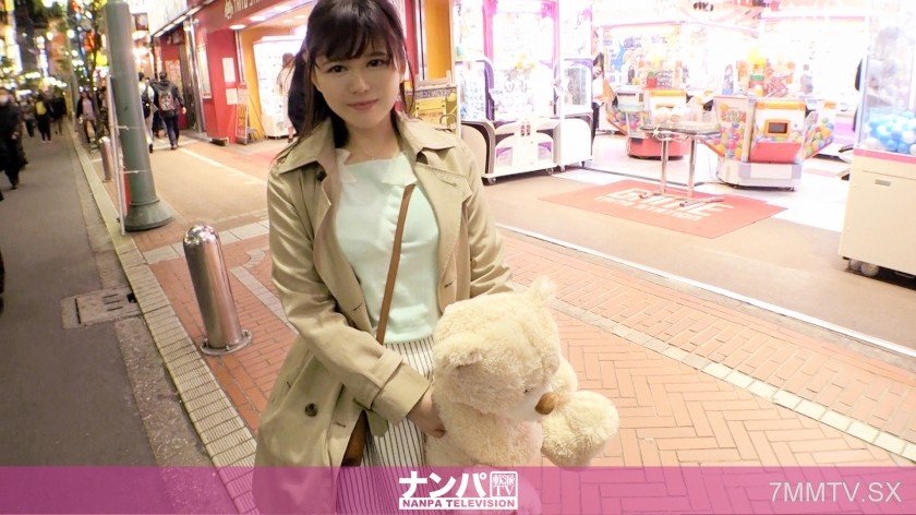 200GANA-2070 Serious soft on, first shoot. Got picked up while playing alone at the 1359 game center! Despite being taken aback by the actor’s aggressive advances, she ended up having sex. This is a current JD!!