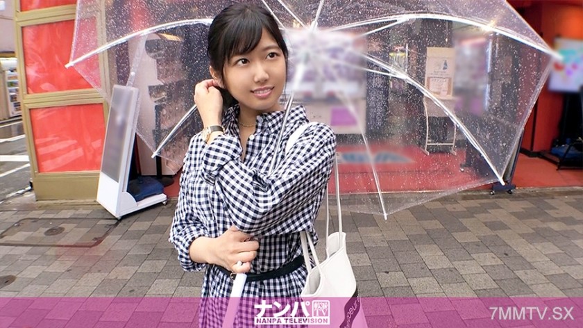 200GANA-2314 Seriously soft on women, first shoot. In the rain at Akihabara in February 2015, I deliberately broke my own umbrella! A kind-hearted Kyoto-accented girl who was worried about me and talked to me! Taking advantage of her loneliness…? She’s