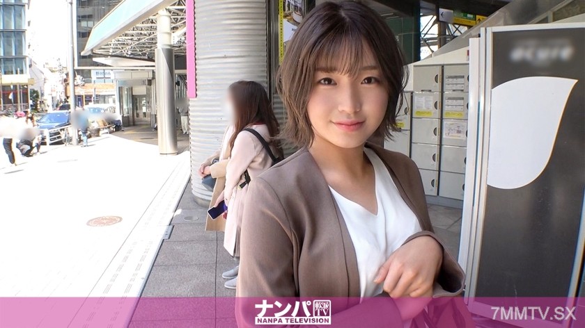 200GANA-2493 Seriously softcore, first shoot. 1643 Kansai dialect with a soothing smile of the healing type! But the older sister who is weak to pushing is immediately fallen by ear play! With a dazed expression, she feels it all as it happens!
