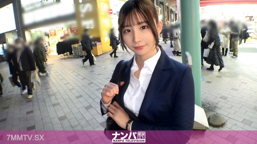 200GANA-2659 Seriously soft on women, first shoot. 1769 [Stockings rip SEX while clothed] Pick up a real estate OL in her first year of work in Kichijoji! Suddenly her blouse buttons are undone and although flustered, due to her weak personality and love