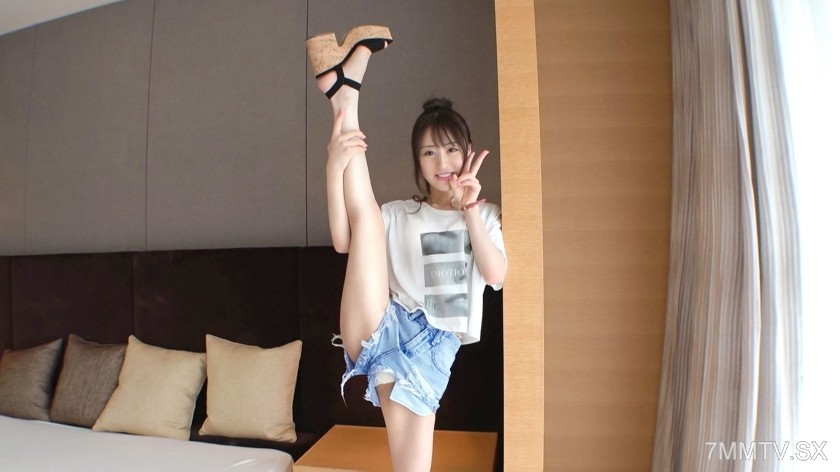 SIRO-4301 【First-time】【Height 150cm】【Tongue technique exchange】The proactive sex of a former rhythmic gymnast. Not to be outdone by the man’s high-level sex skills, her counterattack is both cute and disgusting.. Amateur audition, first AV filming 166