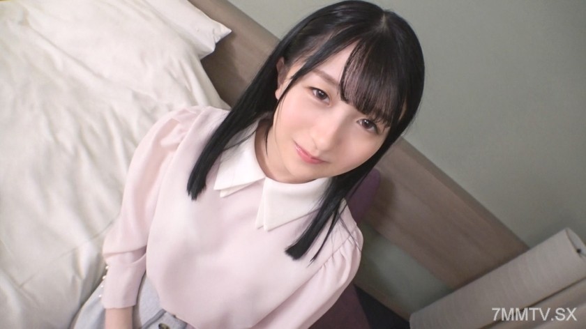 SIRO-4463 【First Time】【Fair-Skinned Big Tits】【The Lecherous State of a Pure Girlfriend】A pure girlfriend who is dating a senior from the same university appears in an AV, nervous. Her fair and fluffy big tits are caressed, and she pretends not to feel it.