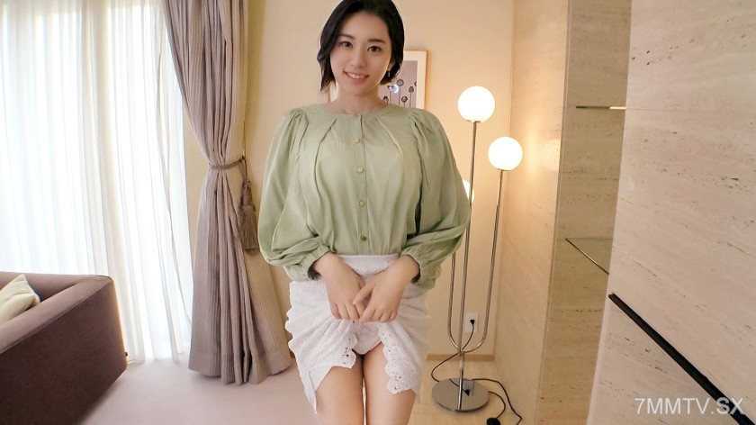 SIRO-4483 【First Time】【Taboo Wet Pussy】【Greedy Blowjob】A tall, slender beautiful wife’s pent-up desires explode. She eagerly sucks another man’s cock, losing track of how long it’s been since she felt her pussy being fucked so hard, going wild… Amateur