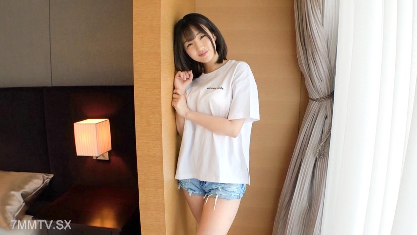SIRO-4487 【First Time】【Fair and Soft-Skinned Current JD】【Face Melts Into…】”I really like kissing…” Although she gave off a boyish impression, when her sensitive spots are stimulated by a massive piston… Amateur applicant, first AV shoot 209