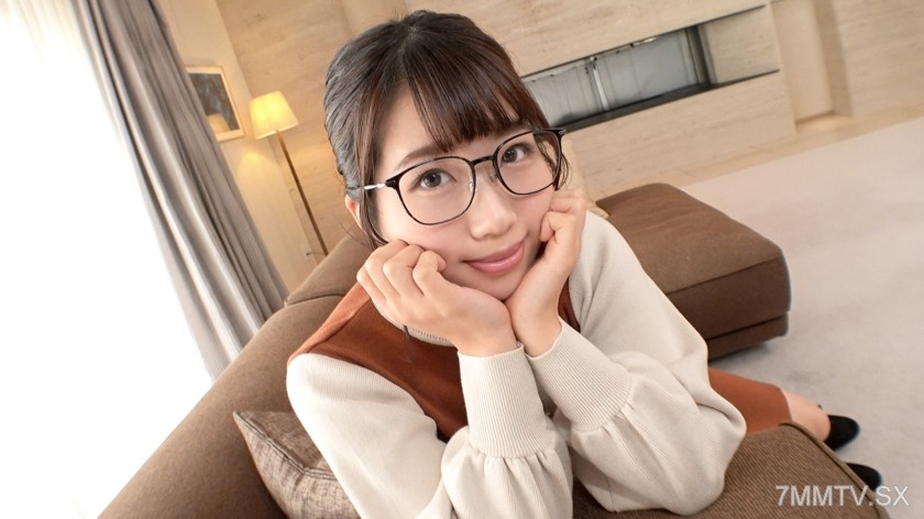 SIRO-4822 【First Time】【Glasses Girl】【Intense Deepthroat】She looks serious but she keeps squirting. We found a sensitive, horny girl who can’t stop gushing. Her pussy gets soaked to the limit from being fucked non-stop, dripping love juice endlessly… App