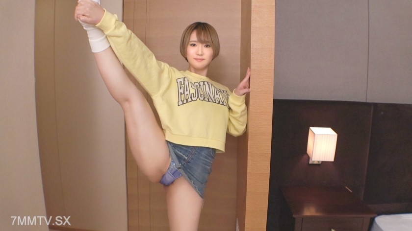 SIRO-4837 【First Time】【Soft White Skin】【Tight Beautiful Butt】A casual gal with a striking impression of high-toned hair and a youthful face appears. “There feels so good, I love it there…” Reason collapses and she goes wild like in an erotic manga.. Ama