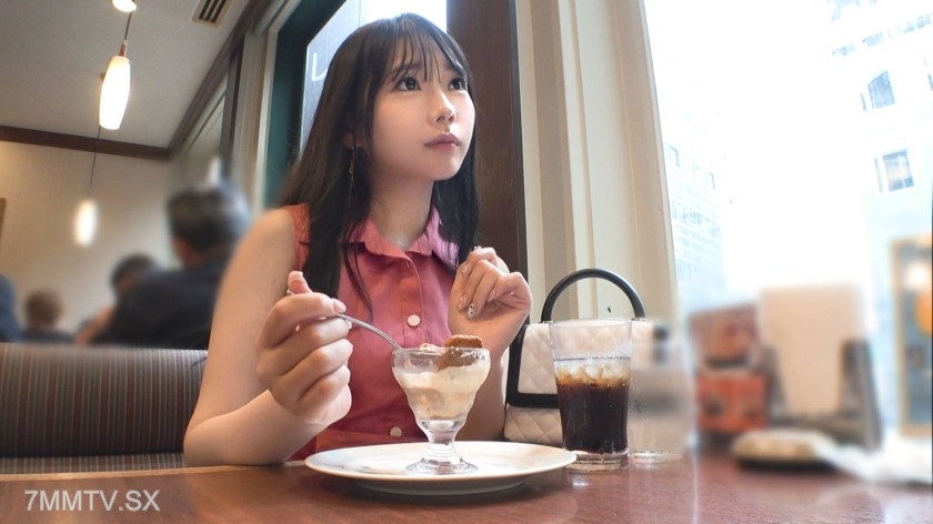 SIRO-5338 “I’m sorry, it feels too good” A beautiful receptionist couldn’t hold back her frustration and came! “It feels so good I might pass out” A refined older sister pushes past the limits of her sensitive constitution, swallowed by waves of pleasure,