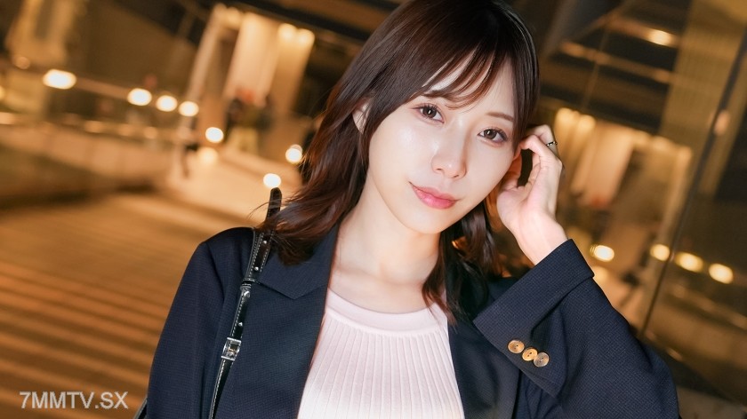 SIRO-5527 Applied for a night shift part-time job behind her husband’s back, Mr. Kaede. Think she might have been a model?! Lick it! Lick it! She’ll moan and reach orgasm multiple times if you pound her from behind. This perverted girl changed jobs! Look