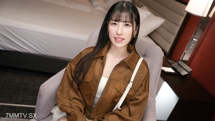 SIRO-5638 A cute kindergarten teacher with a lovely smile! A fan of some former AV actress influencer, appearing in an AV to be like her!!! During male actor’s handjob, she squirts all over the place, losing focus under the camera’s direct hit!!! 【First S