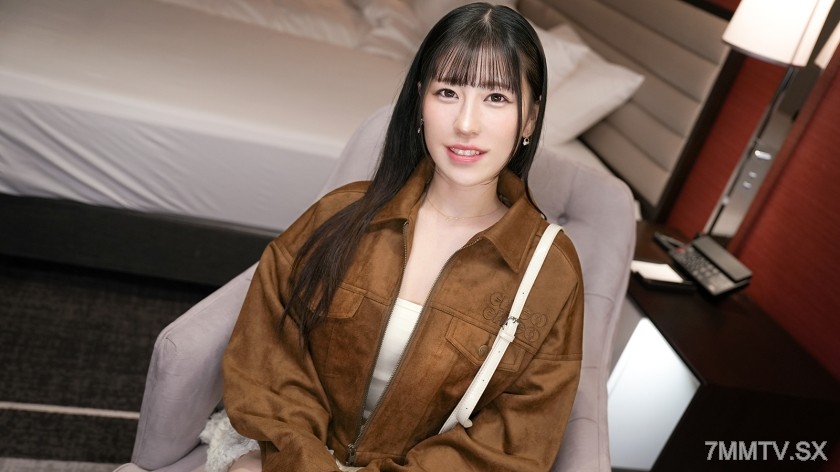 SIRO-5638 A cute kindergarten teacher with a lovely smile! A fan of some former AV actress influencer, appearing in an AV to be like her!!! During male actor’s handjob, she squirts all over the place, losing focus under the camera’s direct hit!!! 【First S