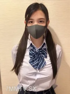 FC2-PPV 3232392 [Limited Quantity Sale] Just Finished The Graduation Ceremony Last Week! ? Real J ● 3rd Grade 18 Year Old F Cup Momo-chan! A Beautiful Little Girl With The Finest Style Is A Miracle Appearance! A Treasure Video That Can Be The First And La